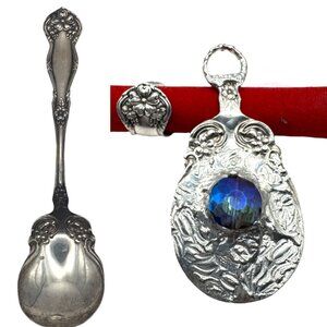 Vintage Daisy 1910 Silver Plated Spoon Pendant Necklace W/ Blue Crystal & Suede